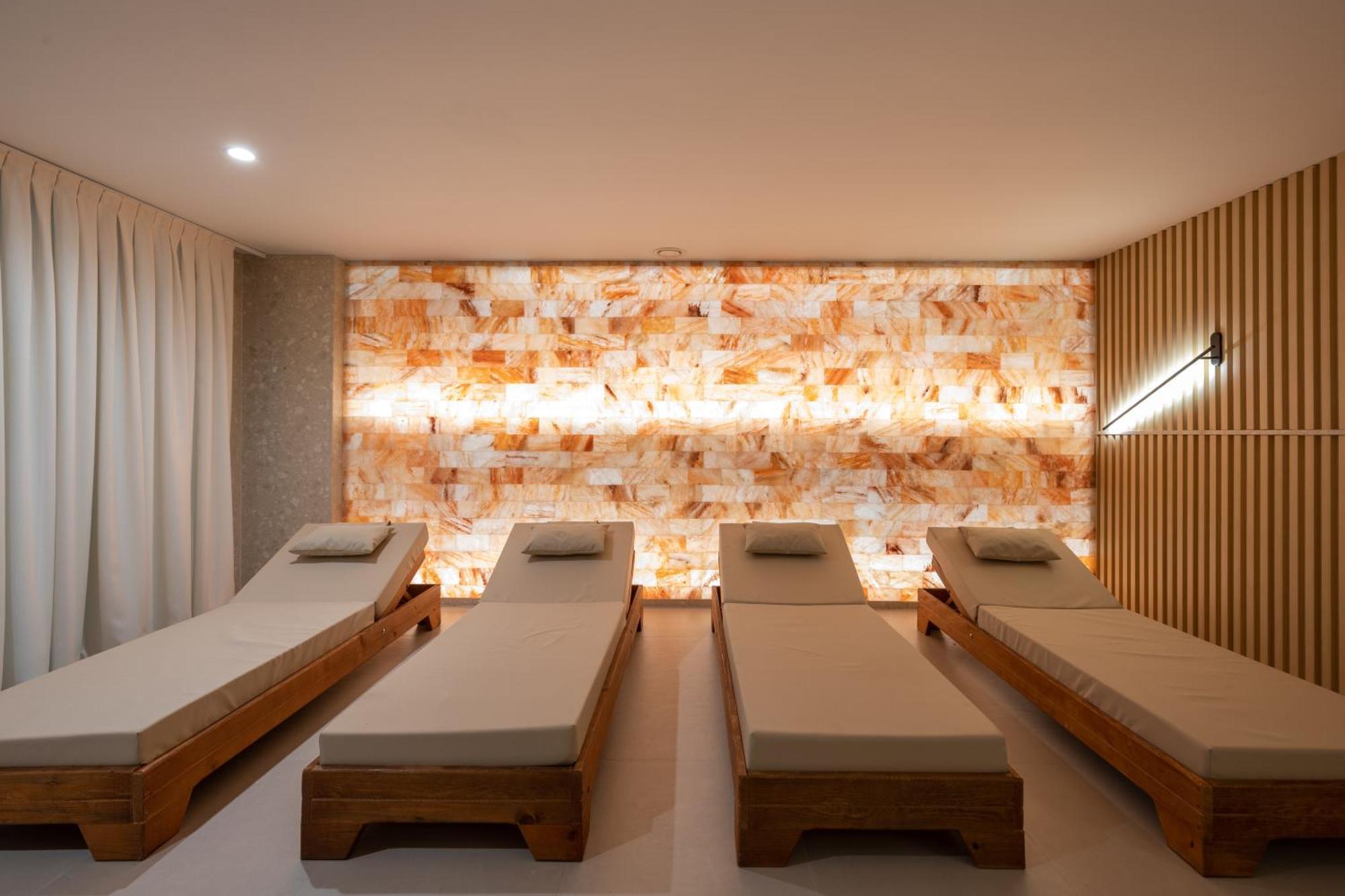 Spa & Pool - Studio Apartments 365 Tiranë Luaran gambar